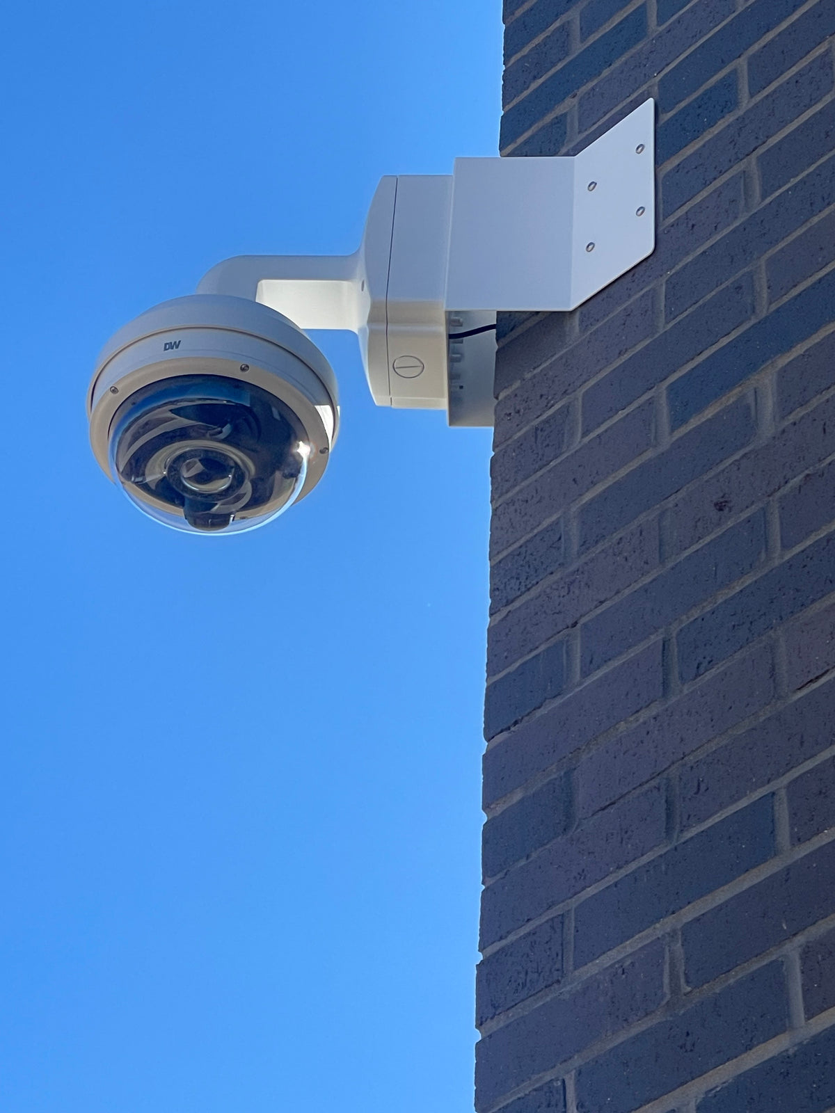 Digital Watchdog - DWC-PVX20WATW - MEGApix 20MP Multi-sensor Vandal Dome IP Camera with Vari-focal Lenses with IVA License