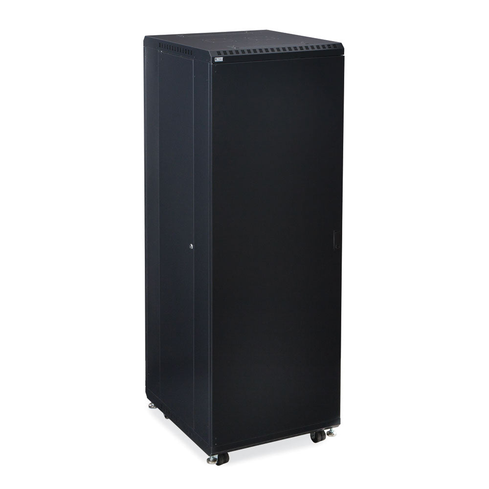 Kendall Howard - 3106-3-024-37 - 37U LINIER® Server Cabinet - Solid/Vented Doors - 24